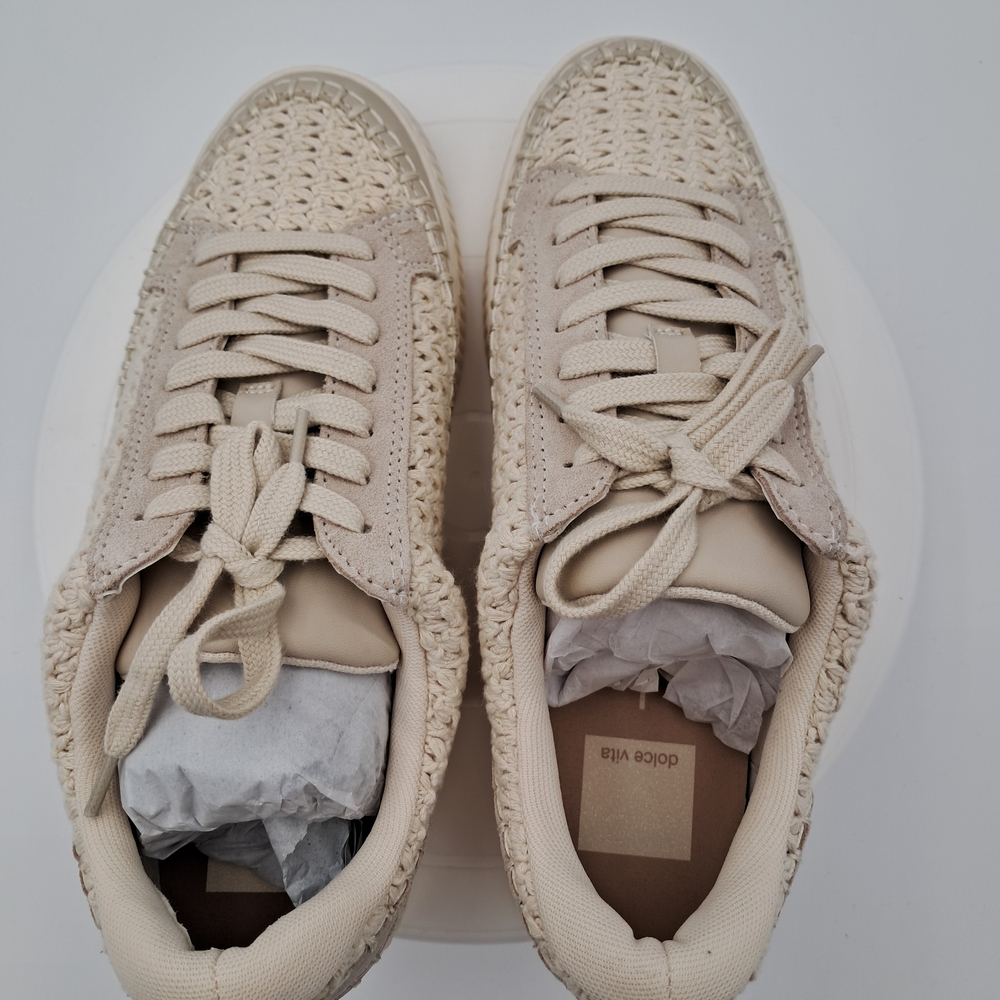 Dolce Vita Cream‎ Athletic Shoes